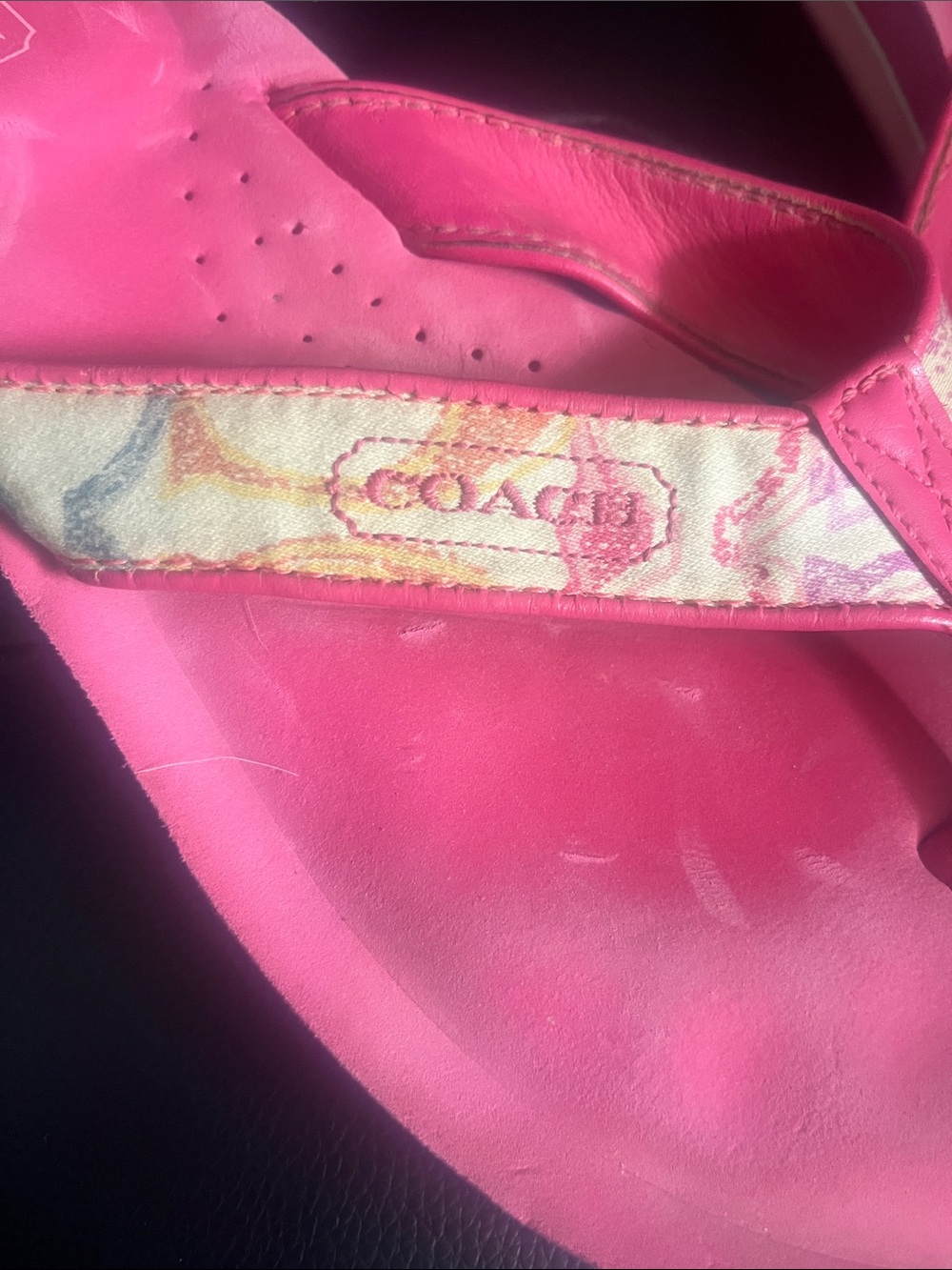 Coach Jolie Signature Pink Flip Flops - Picture 2 of 4